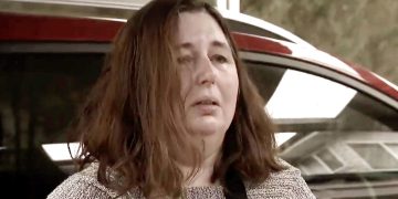 Woman suspected of killing three people with toxic mushrooms goes on trial | World News